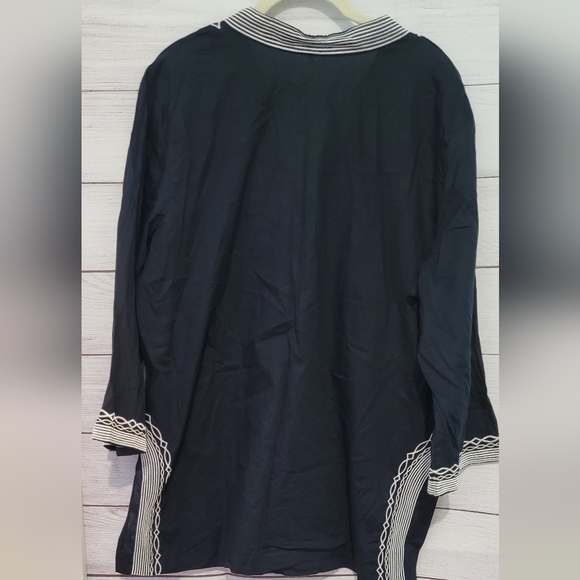Nwot embroidered tunic size L/Xl - Picture 7 of 9